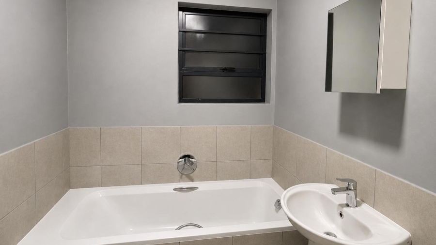 2 Bedroom Property for Sale in Parklands East Western Cape